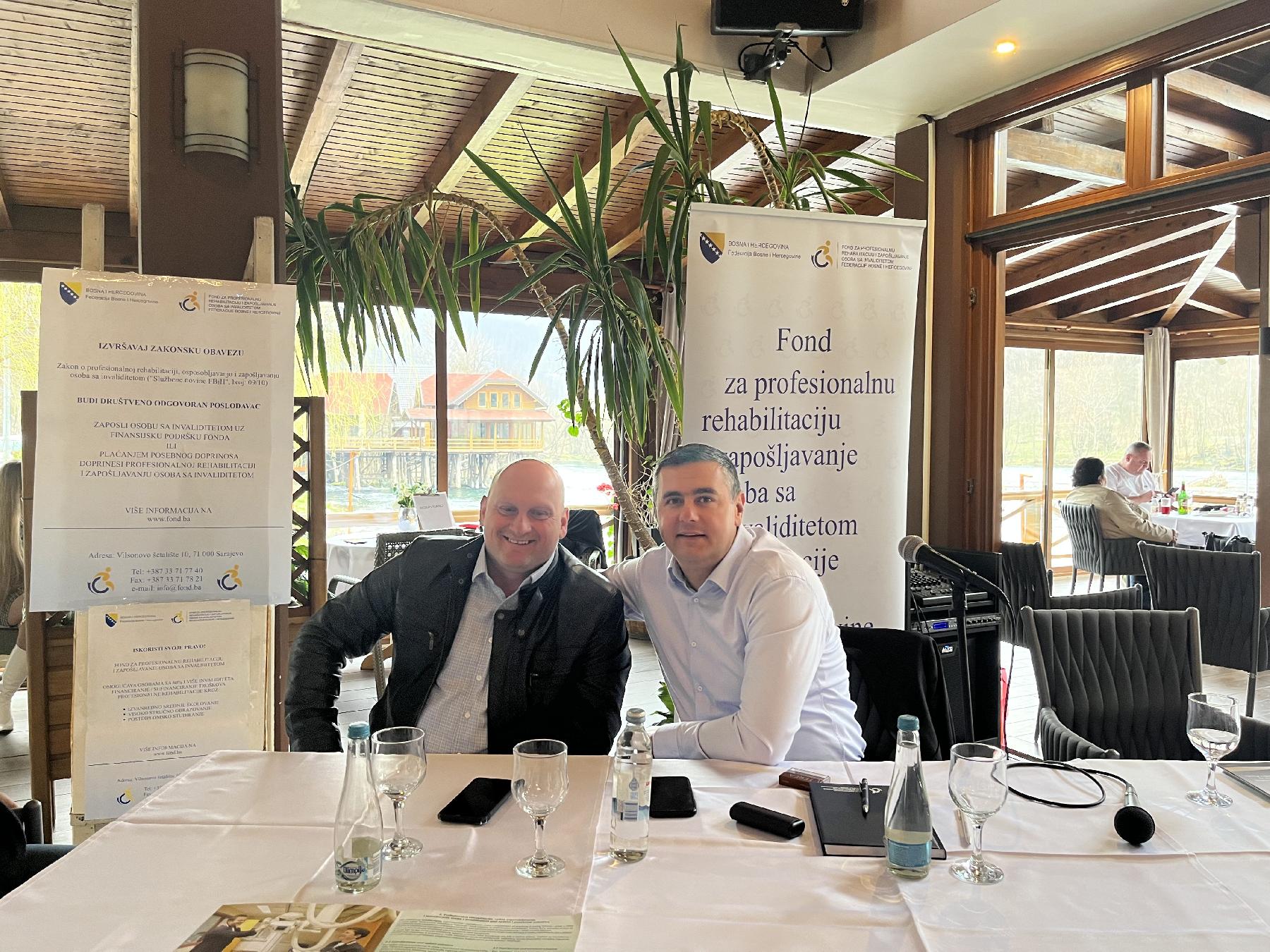 Održan okrugli sto u Bosanskoj Krupi - programi i poticaji za zapošljavanje osoba sa invaliditetom