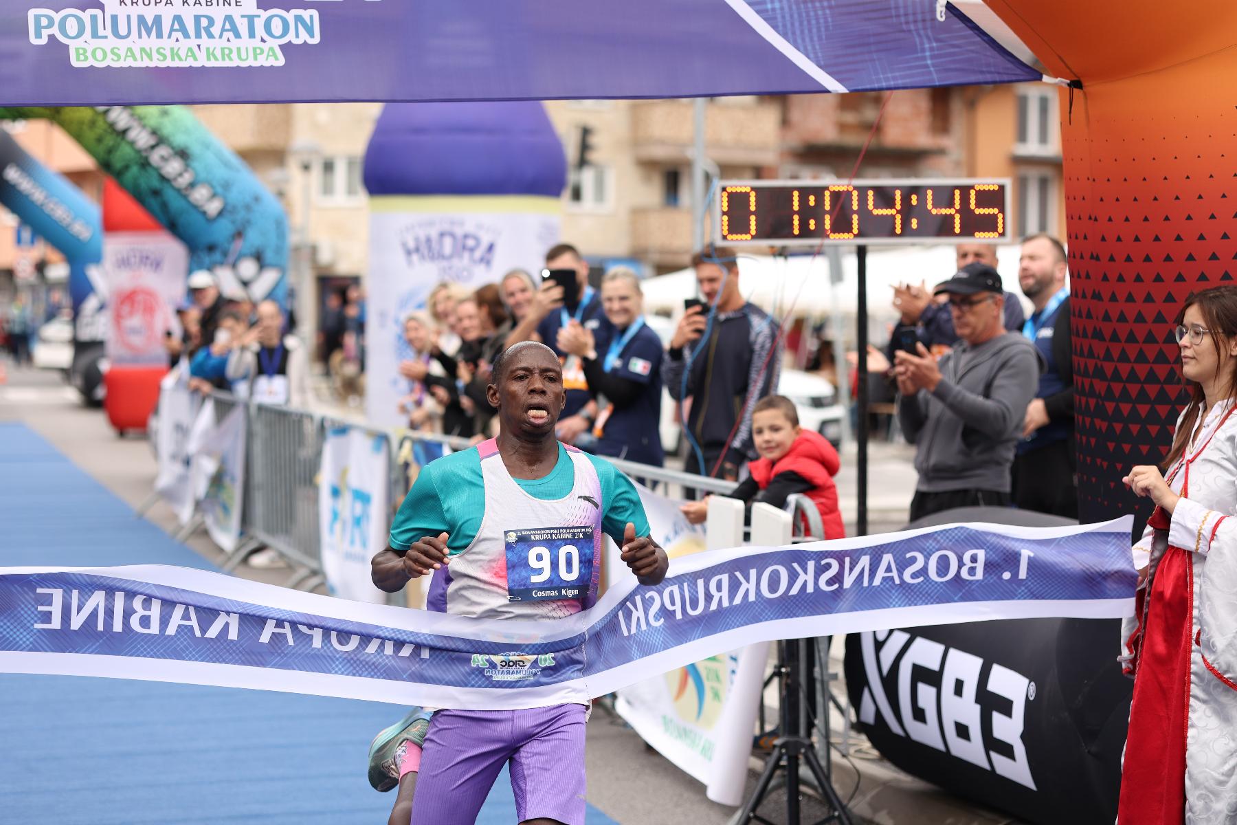 Kenijac Cosmas Kigen pobijedio  na 2.bosanskokrupskom KRUPA KABINE polumaratonu s vremenom 1:04:44
